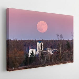 Magia Pełni nad Horyzontem